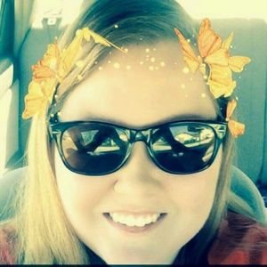 Meet your Posher, Bailey